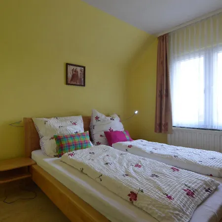 Casa vacanze Traditional In B Tgenbach With Sauna *